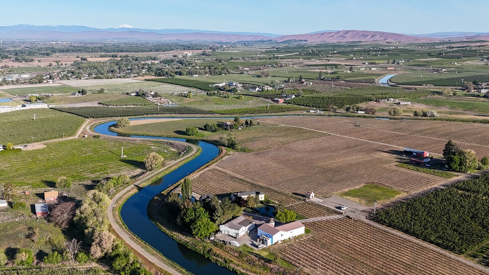 More Photos Of 500 S Bonair Rd, Zillah Winery Vineyard For Sale