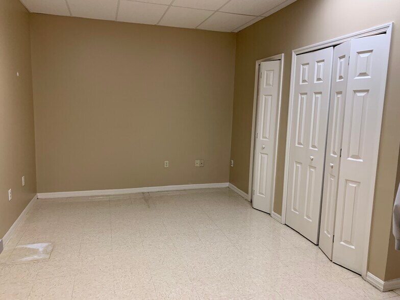More Photos Of 4511 Sun N Lake Blvd, Sebring Medical For Lease