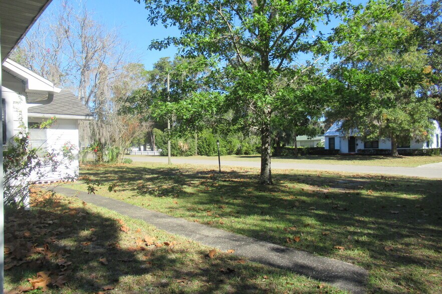 More Photos Of 110 NE 10th St, Gainesville Land For Sale