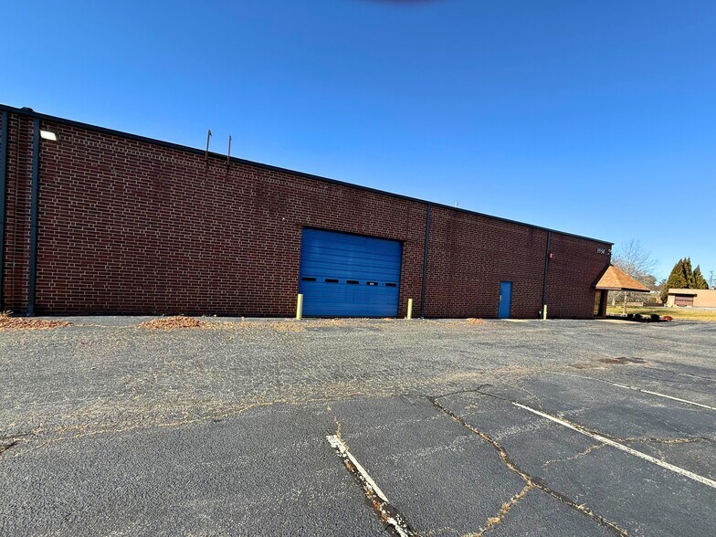 More Photos Of 1950 Fairgrove Church Rd, Newton Industrial For Sale