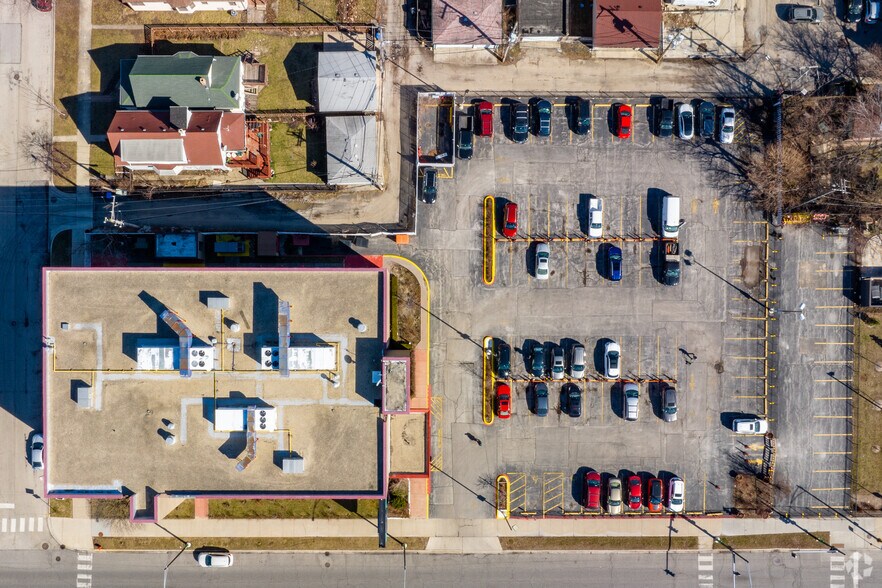 More Photos Of 4211 N Cicero Ave, Chicago Medical For Lease