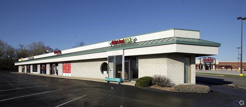Primary Photo Of 1030-1046 Venture Dr, Saint Peters General Retail For Lease