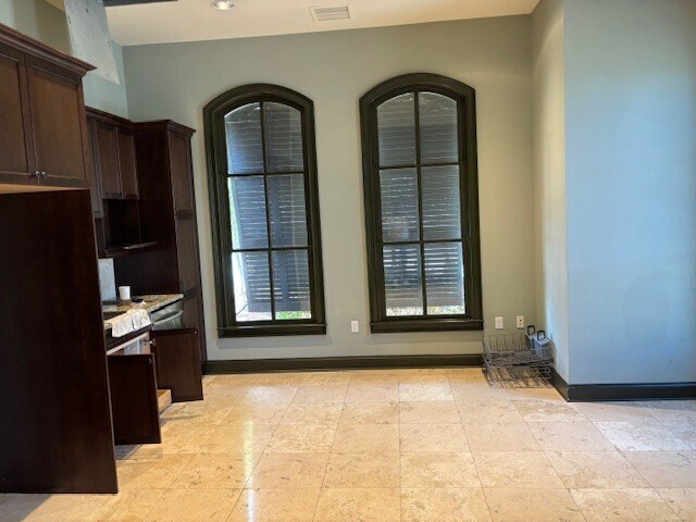 More Photos Of 8480 Holcomb Bridge Rd, Alpharetta Freestanding For Sale