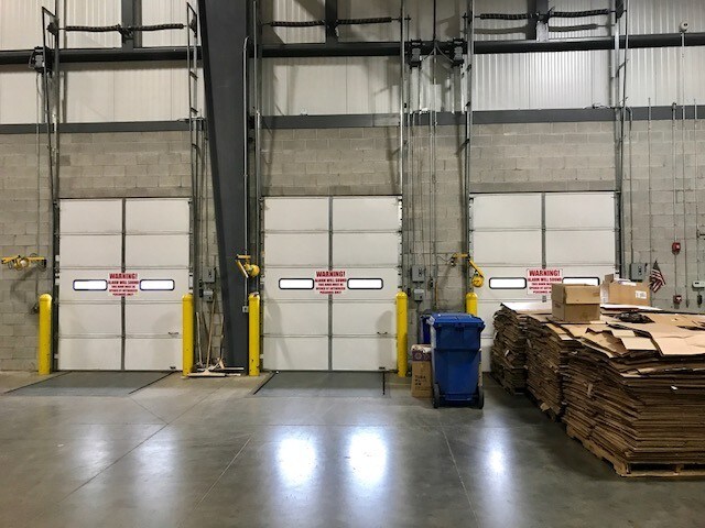 More Photos Of 2921 Brighton Henrietta Town L Rd, Rochester Warehouse For Lease