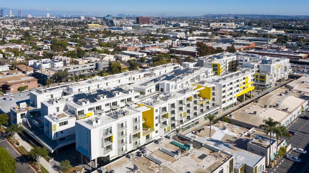 More Photos Of 2929 Pennsylvania Ave, Santa Monica Apartments For Lease