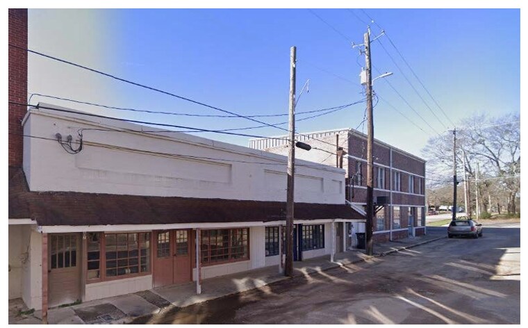More Photos Of 211-215 James St, Tallassee Storefront For Sale