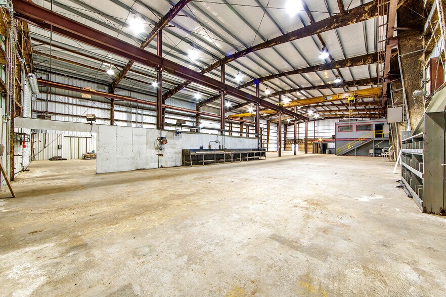 More Photos Of 4821 Highway 182, Houma Industrial For Lease