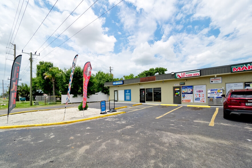 Primary Photo Of 6132 15th St E, Bradenton Storefront For Lease