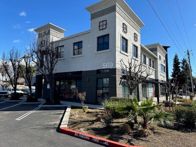More Photos Of 569 W Lowell Ave, Tracy Office For Lease