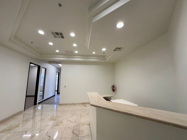 More Photos Of 9480 S Eastern Ave, Las Vegas Storefront Retail Office For Lease
