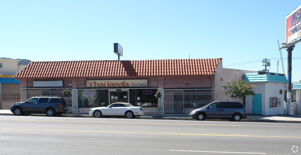 Primary Photo Of 7780 Foothill Blvd, Tujunga Restaurant For Sale