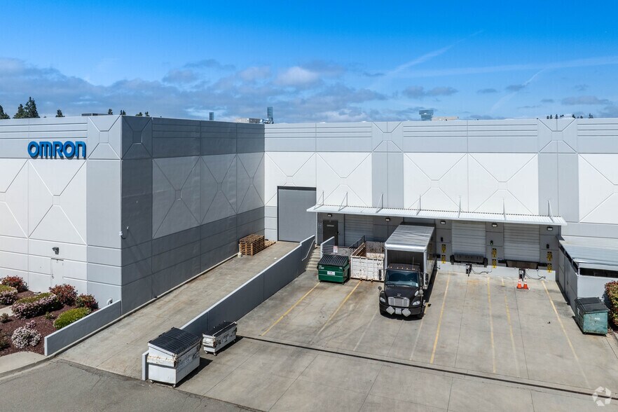 More Photos Of 4225 Hacienda Dr, Pleasanton Warehouse For Lease