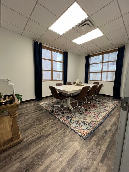 More Photos Of 12280 Broadway St, Pearland Office For Sale