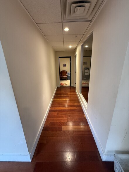 More Photos Of 11 N 2nd St, Philadelphia Apartments For Sale