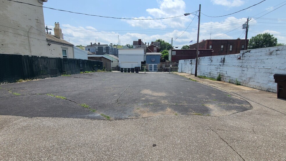 More Photos Of 229 Elm St, Ludlow General Retail For Sale