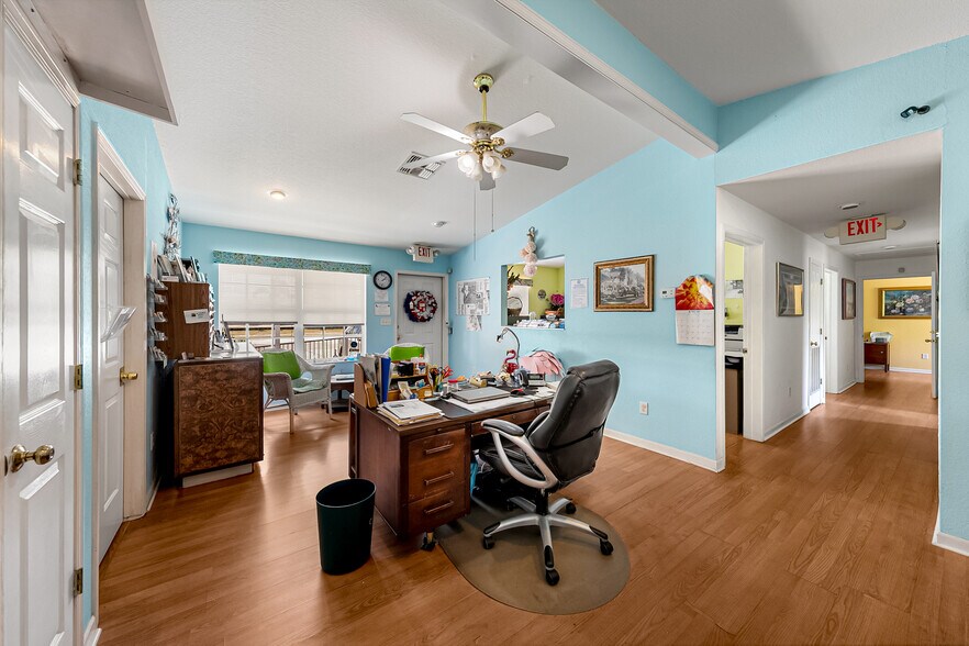 More Photos Of 5660 Micco Rd, Micco Office For Sale