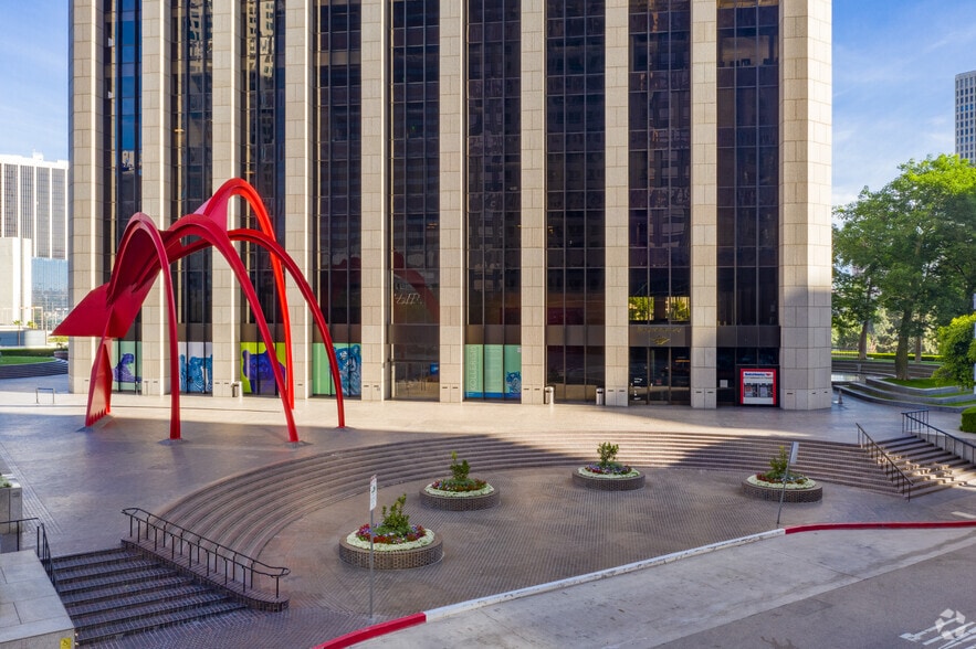 More Photos Of 333 S Hope St, Los Angeles Office For Lease