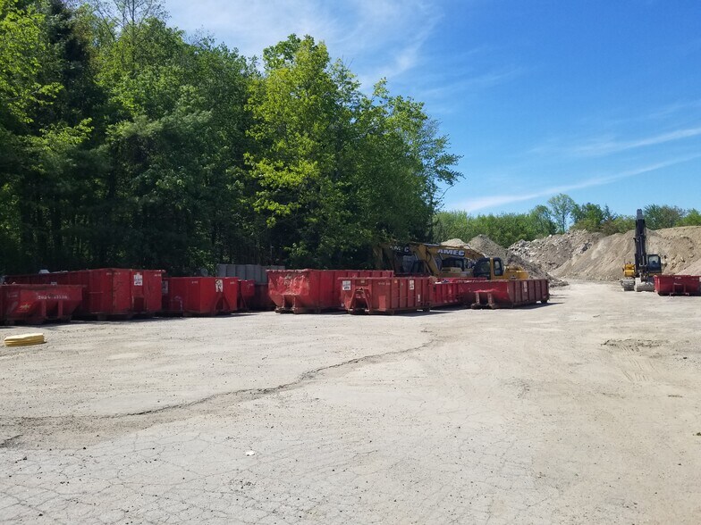 More Photos Of 2-8 Bates Ln, Bedford Manufacturing For Sale