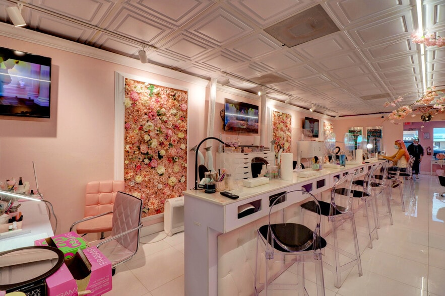 More Photos Of 4515-4527 Del Prado Blvd S, Cape Coral Freestanding For Lease