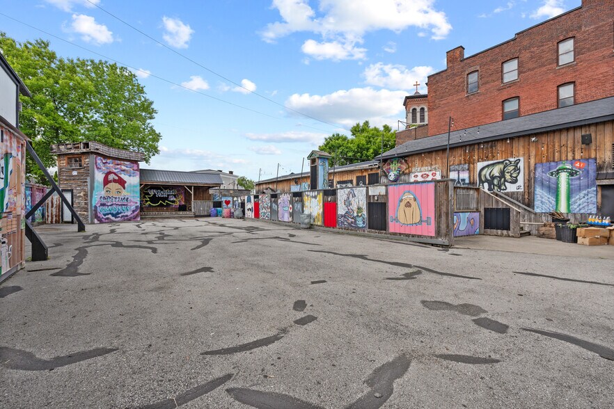 More Photos Of , Utica Unknown For Sale