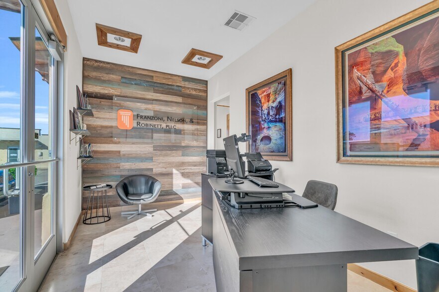 More Photos Of 25329 Budde Rd, The Woodlands Medical For Lease