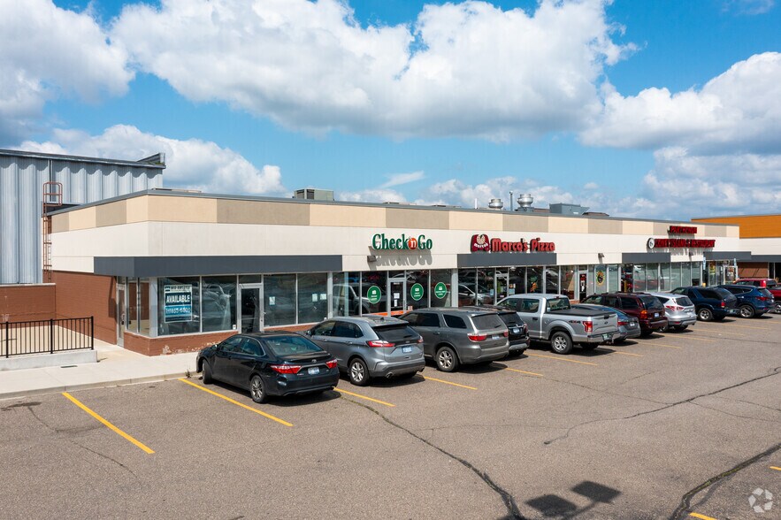 More Photos Of 17032-17094 Fort St, Riverview Unknown For Lease