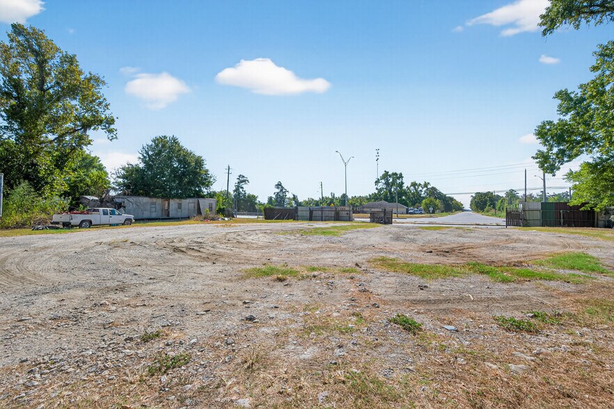 More Photos Of 7517 Ley Rd, Houston Land For Sale