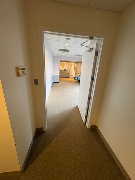 More Photos Of 2315 Sunset Blvd, Steubenville Medical For Lease