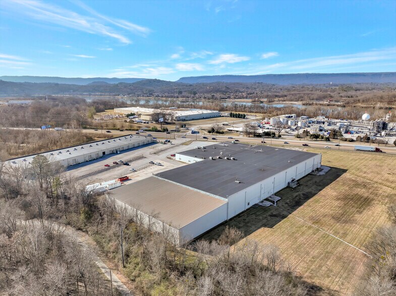More Photos Of 3720 Amnicola Hwy, Chattanooga Unknown For Lease