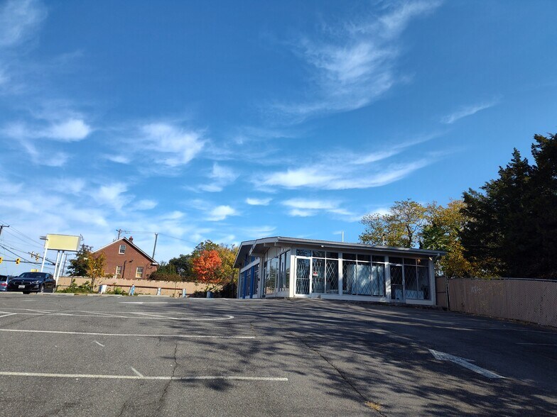 More Photos Of 6825 Richmond Hwy, Alexandria Freestanding For Sale