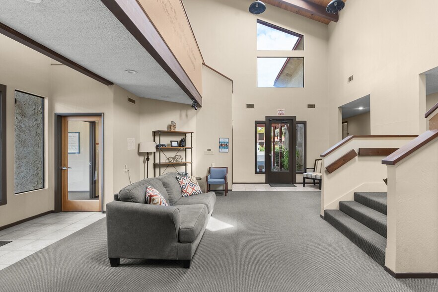 More Photos Of 4450 El Camino Real, Atascadero Office For Sale