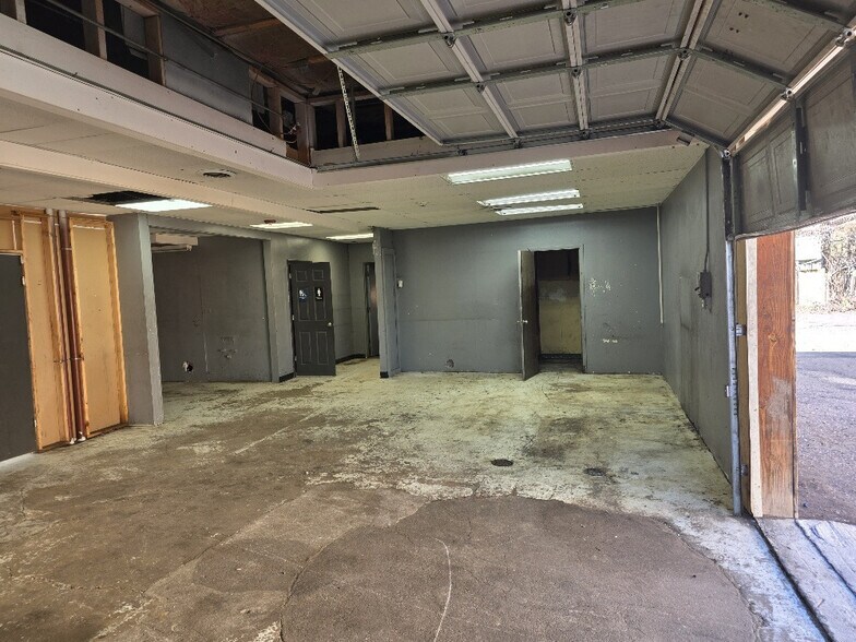 More Photos Of 1920 Wadsworth Blvd, Lakewood Storefront Retail Office For Lease