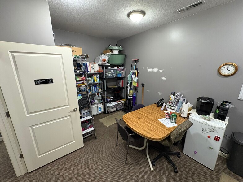 More Photos Of 10534-10536 Coldwater Rd, Fort Wayne Office For Lease