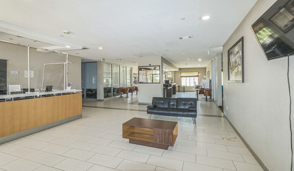 More Photos Of 3432 Interstate 20, Stanton Hotel For Sale