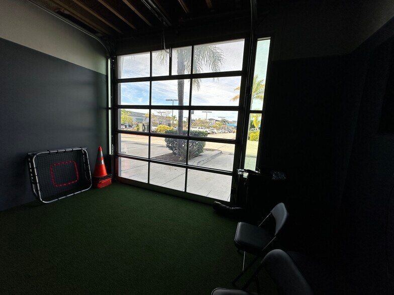 More Photos Of 861 Harold Pl, Chula Vista Research And Development For Sale