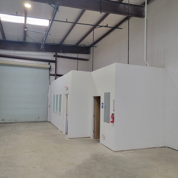 More Photos Of 2266 Central St, Richmond Warehouse For Lease