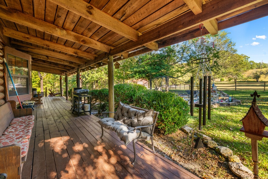 More Photos Of 228 Pattie Gap Rd, Philadelphia Apartments For Sale