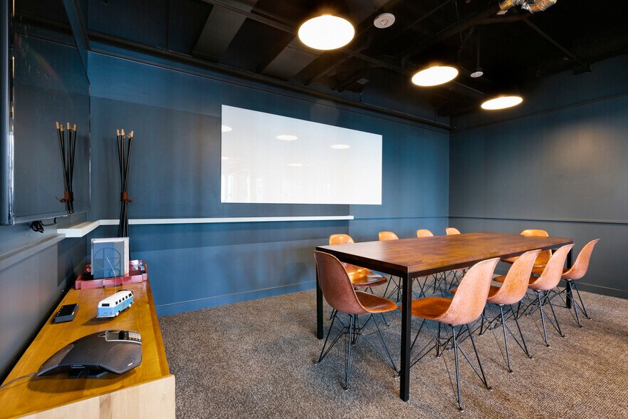 More Photos Of 1175 Peachtree St NE, Atlanta Office For Lease