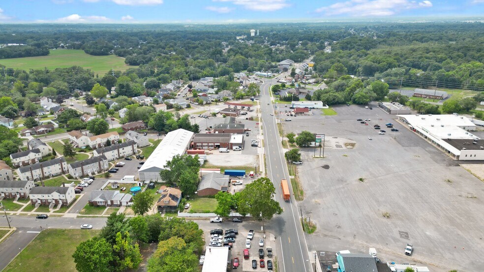 More Photos Of 600 W Broad St, Paulsboro Specialty For Sale