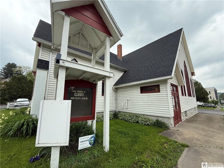 More Photos Of 13 Church St, Delevan Religious Facility For Sale