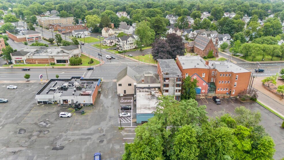 More Photos Of 1191 Main St, East Hartford Storefront Retail Office For Lease