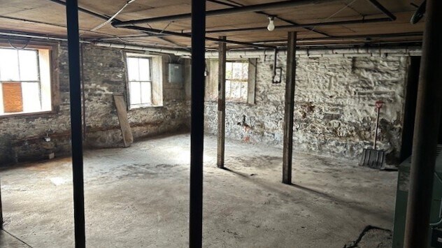 More Photos Of 1101 Burnet Ave, Syracuse Apartments For Sale