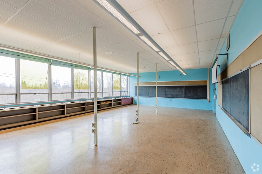 More Photos Of 215 Engle Rd, Industry Schools For Sale