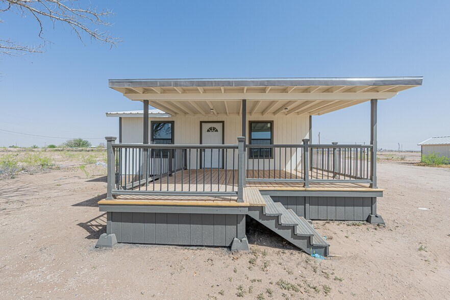 Primary Photo Of 241 Bass St, Odessa Land For Sale