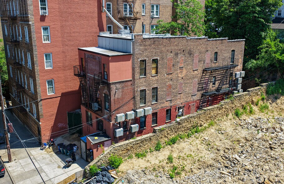 More Photos Of 2762 Kingsbridge Ter, Bronx Apartments For Sale