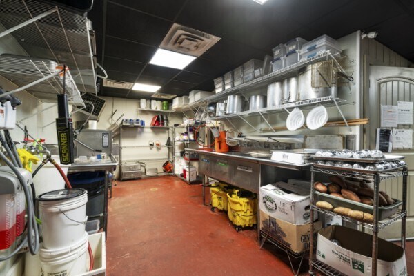 More Photos Of 601 N 1st St, Pulaski Restaurant For Sale