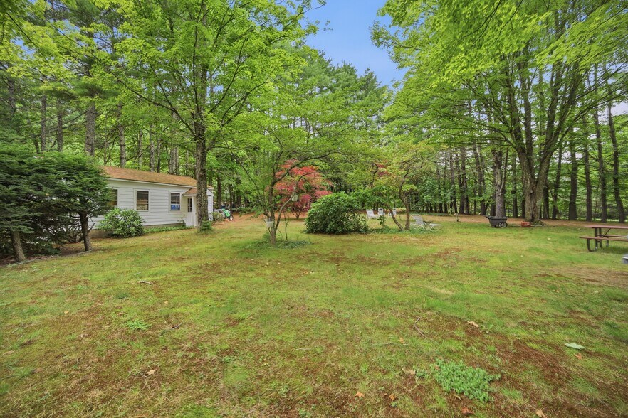 More Photos Of 65 Chester Rd, Raymond Flex For Sale