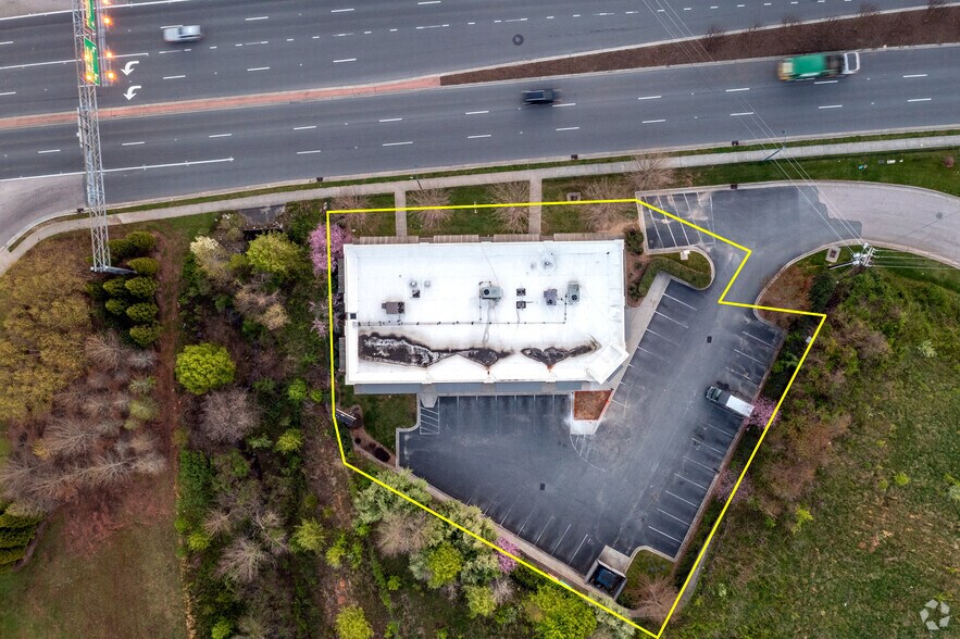 More Photos Of E Innes St, Salisbury Unknown For Lease