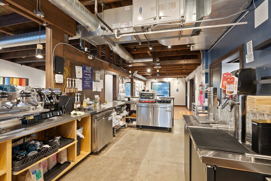 More Photos Of 1801 E 11th Ave, Spokane Restaurant For Sale