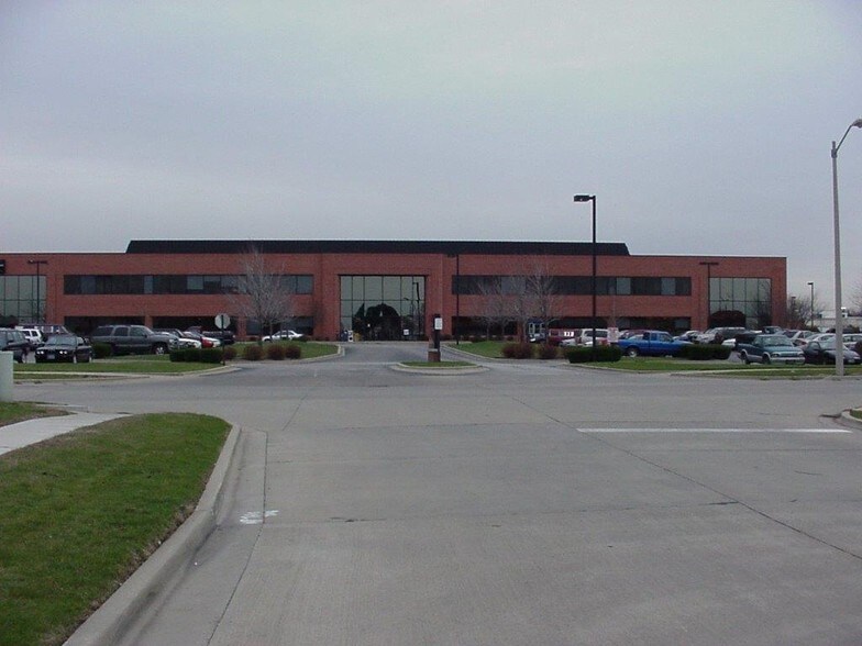 More Photos Of 3200 Robbins Rd, Springfield Office For Sale